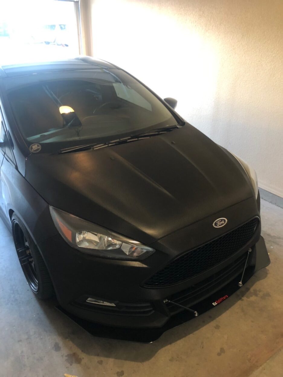 Ford Focus ST Front Splitter