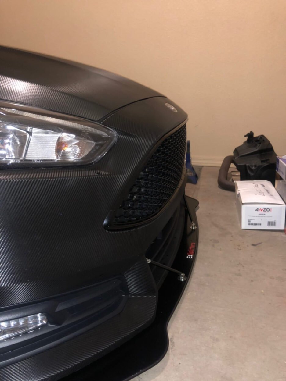 Ford Focus ST Front Splitter